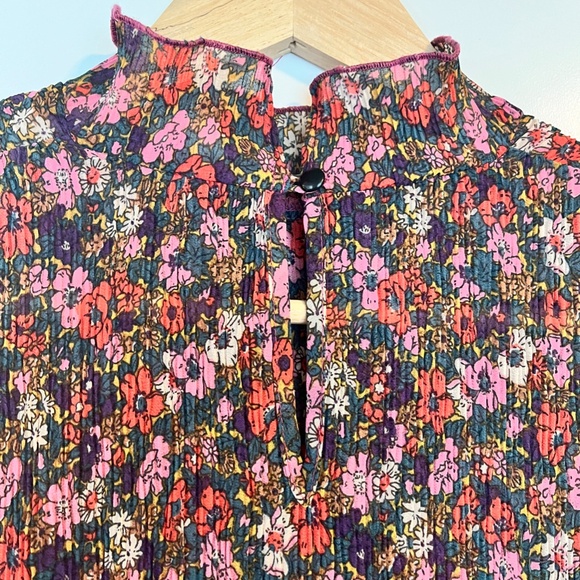 Kate Sylvester Ruffled Floral Blouse - Picture 5 of 6